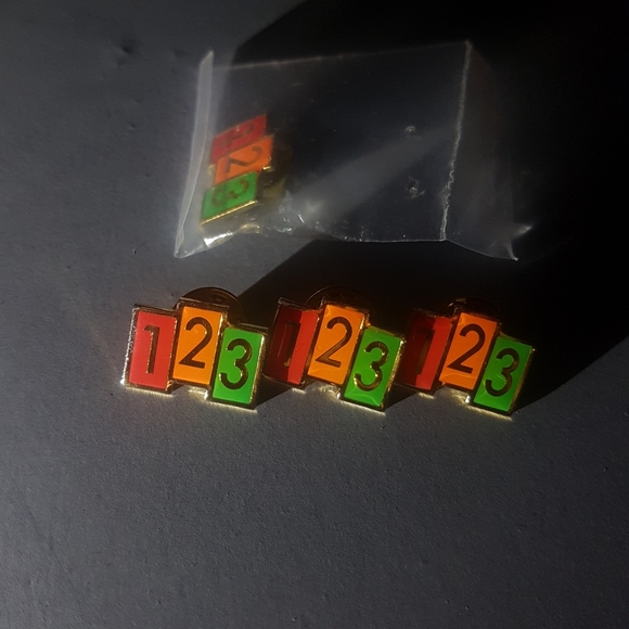 {FWP} 1 2 3 Pin - Picture 4 of 9